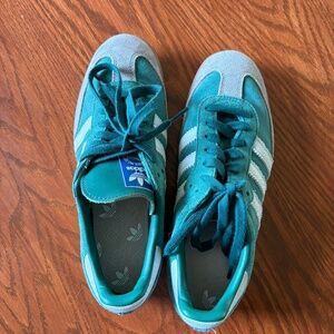 Adidas sambas